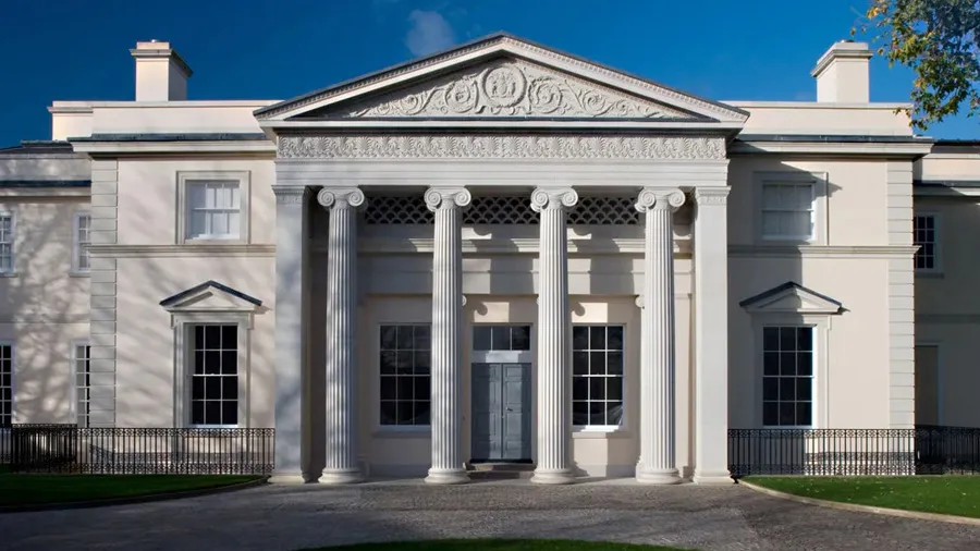 ભારતીય અબજપતિ રવિ રુઈયાએ આ જગ્યાએ 1200 કરોડનો આલીશાન બંગલો ખરીદ્યો, જુઓ તસવીરો