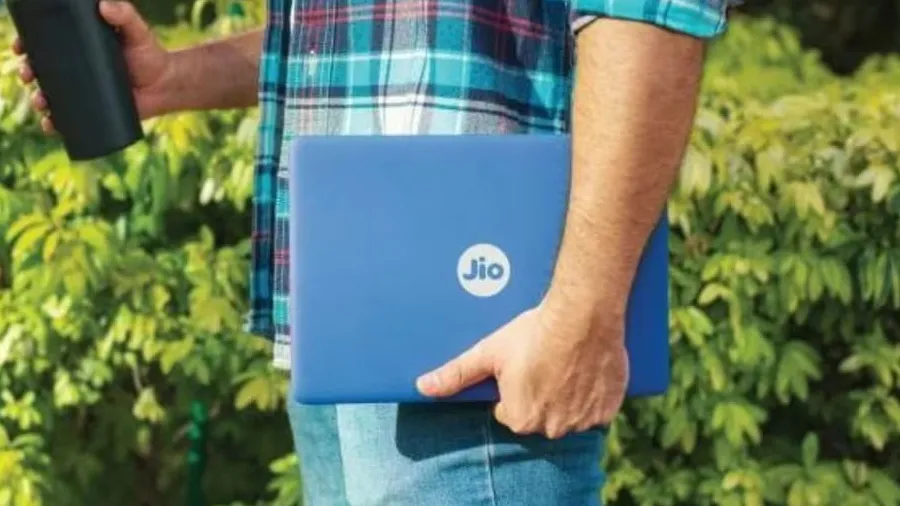 લોન્ચ થયું 4G કનેક્ટિવિટીવાળું સસ્તું લેપટોપ, જાણો કિંમત અને ફિચર્સ