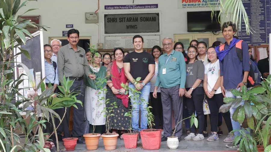 ભારતે પર્યાવરણ માટે ખૂબ કામ કર્યું છે, મીડિયામાં જુદુ જ બતાવાય છેઃ વિરલ દેસાઇ