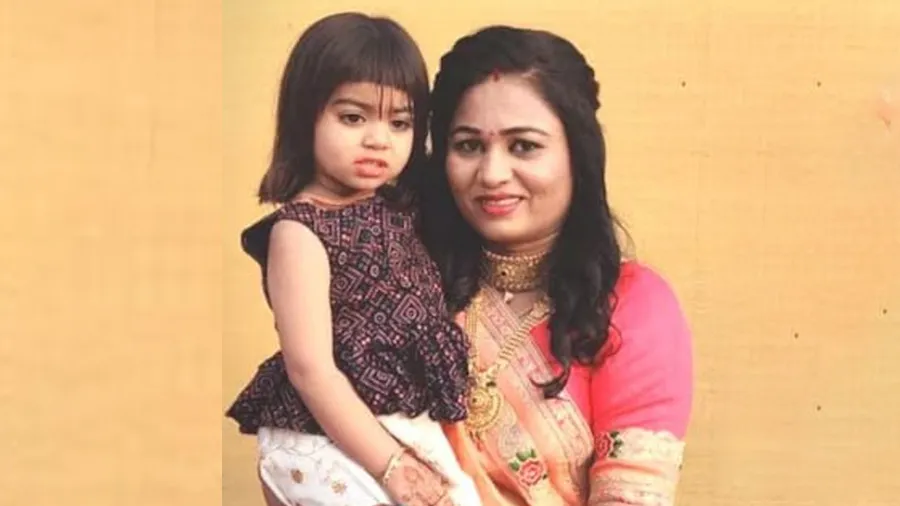 સુરત: 3 વર્ષની માસૂમ દીકરીનું ગળું દબાવીને હત્યા કર્યા પછી માતાએ પણ ફાંસો ખાધો