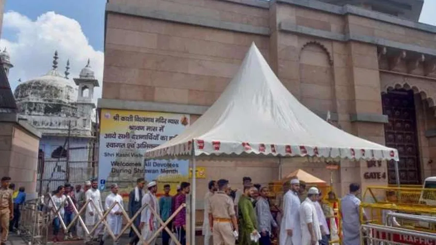 ભોંયરાની ચાવી નહીં આપીએ, જ્ઞાનવાપી સરવેમાં મુસ્લિમ પક્ષની જીદ