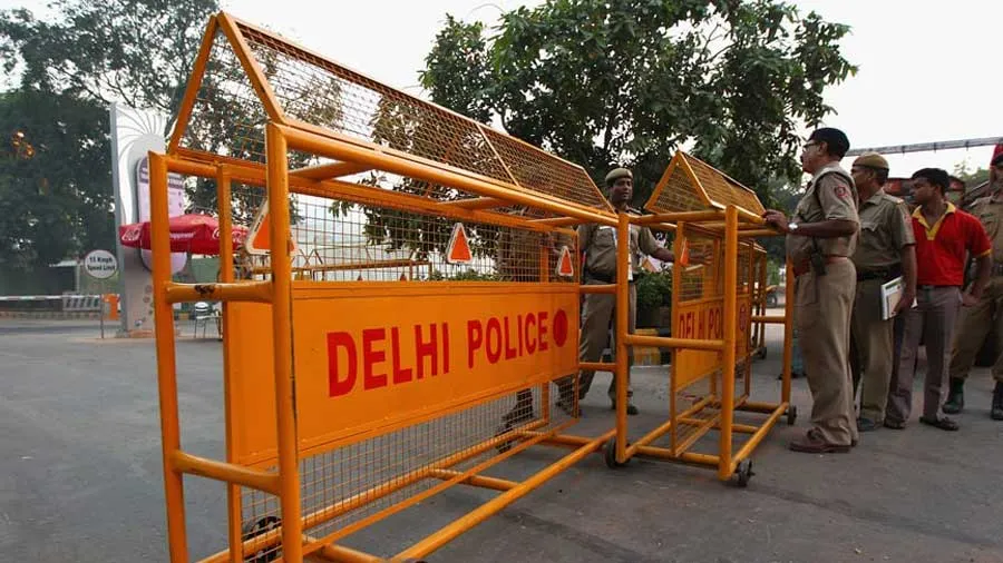 લગ્નની વાત તૂટતા, નારાજ દિયરે ભાભીને પહેલા માળેથી ફેંકી