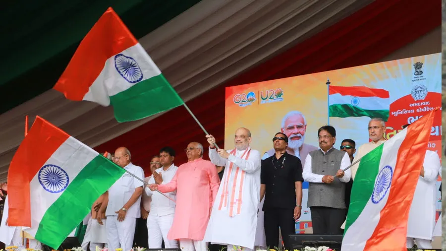 13થી 15 ઓગસ્ટ સુધી પોતાના ઘરે તિરંગો ફરકાવી, સેલ્ફી ઓનલાઇન અપલોડ કરોઃ અમિત શાહ