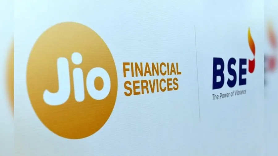 LICએ અદાણી પછી હવે અંબાણીની કંપનીમાં પણ મોટું રોકાણ કર્યું