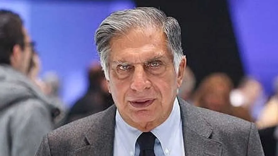 જ્યારે રતન ટાટા કંપનીના સ્ટાફ માટે ગેંગસ્ટરની સામે થઇ ગયા હતા