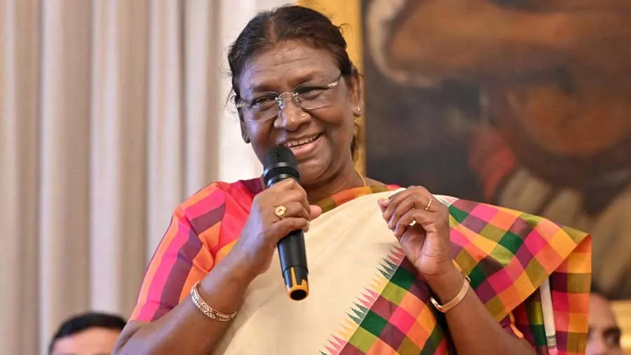 શિક્ષણ એ જીવનભરની પ્રક્રિયા છે, સતત શીખનાર પડકારોનો સામનો કરી શકશેઃ રાષ્ટ્રપતિ