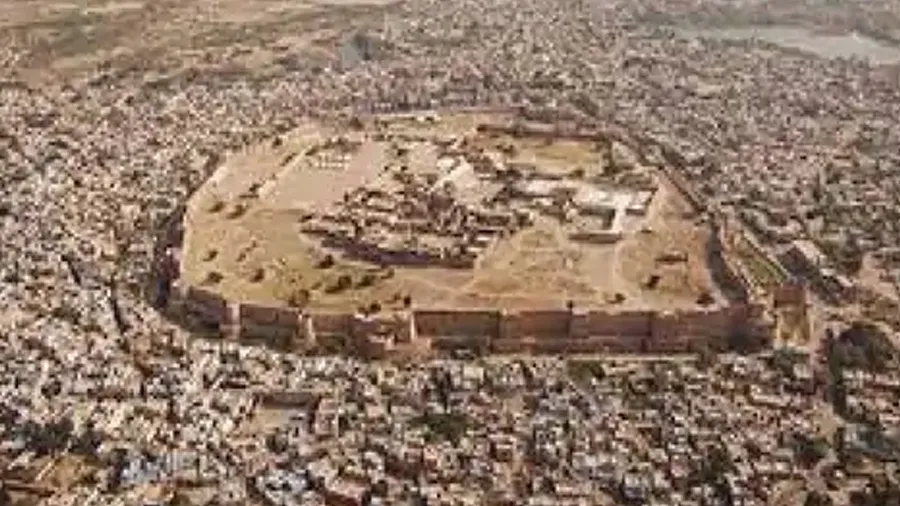 664 વર્ષ પહેલા 12 જાતિઓએ મળીને ગામ વસાવ્યું, હવે બધા લોકોની એક જ સરનેમ