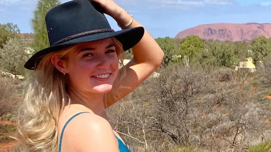 18 વર્ષની છોકરીએ એક મહિનામાં આ રીતે કરી 40 લાખની કમાણી