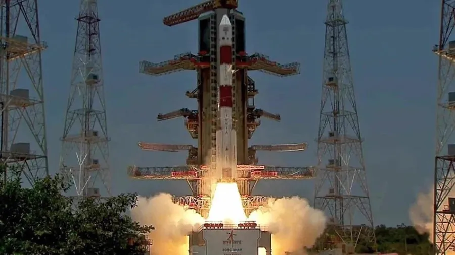 ISROનું જે આદિત્ય સ્પેસક્રાફ્ટ સૂર્ય તરફ ગયું છે તે કંઇ જગ્યા છે? કેટલું દૂર...