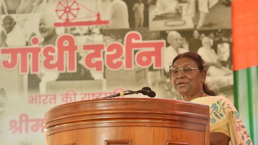 ગાંધીજીએ જાહેર અને વ્યક્તિગત જીવનમાં પવિત્રતા પર ખૂબ ભાર આપ્યોઃ રાષ્ટ્રપતિ