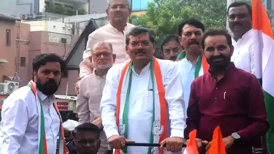 ગુજરાતમાં લોકસભાની બેઠકો જીતવા માટે મધ્યપ્રદેશનું મોડેલ અપનાવશે કોંગ્રેસ