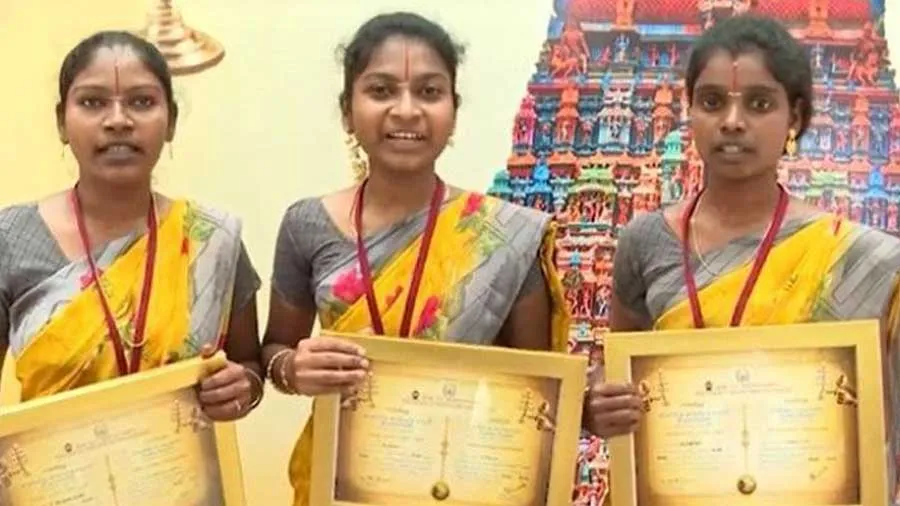 હવે મહિલાઓ બનશે મંદિરોની પૂજારી,ત્રણે તાલીમ પૂર્ણ કરી, એકે ગણિતમાં MSc કર્યું છે