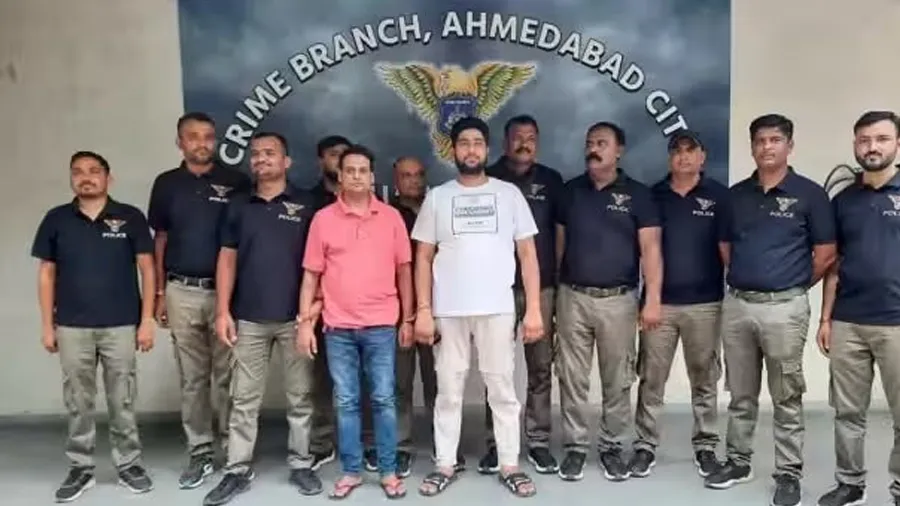 અમદાવાદના હાઇટેક ચોર, 500થી વધુ લક્ઝરી કાર ચોરનાર પકડાયા, પ્લેનમાં જઈને...