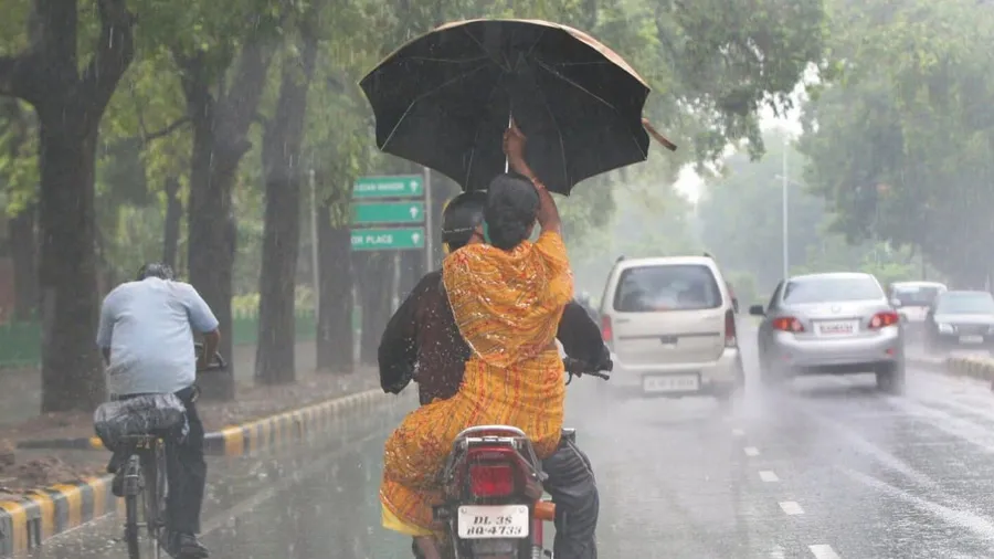 મધ્ય પ્રદેશની લો-પ્રેસર સિસ્ટમ ગુજરાતમાં આ જગ્યાએ 4 દિવસ ભારે વરસાદ લાવશે
