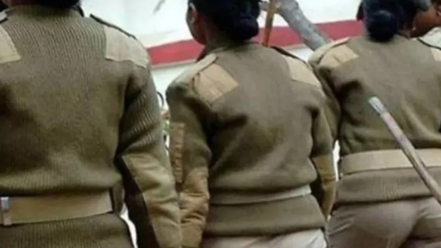 4 મહિલા કોન્સ્ટેબલો પુરુષ બનવા માગે છે, DG ઓફિસ પાસે લિંગ બદલવાની મંજુરી માગી