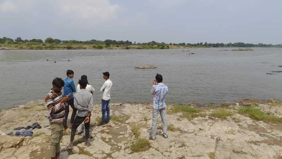 ગણપતિ વિસર્જન માટે ગયા હતા, સરોવર,નદી,તળાવમાં ડૂબવાથી 12ના મોત, સૌથી વધારે બાળકો