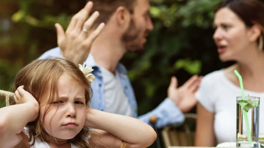 બાળક એવું જ બનશે જેવું ઘરનું વાતાવરણ હશે