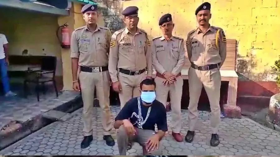 મુખ મેં રામ બગલ મેં છૂરી, ભજન ગાયક રાત્રે જાગરણ કરતો, દિવસમાં ચોરી કરતો