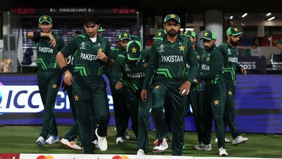 પાકિસ્તાન સેમીફાઇનલની રેસથી બહાર? આ સમીકરણથી બાબરને આશા,પાડોશી દેશને દુવાની જરૂર