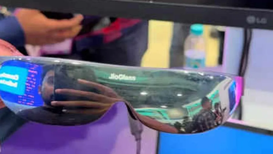 જિયોગ્લાસ ટૂંક સમયમાં લોન્ચ થશે, મોટા સ્ક્રીન TVનો ક્રેઝ ખતમ થશે?