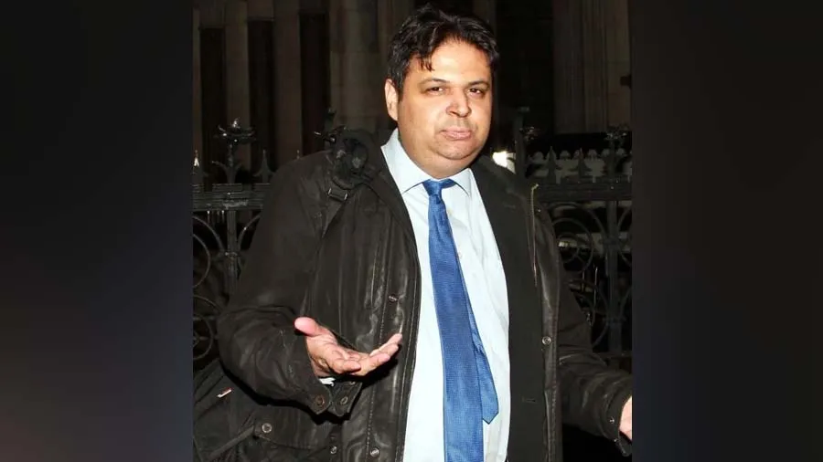 41 વર્ષીય બેરોજગાર દીકરાએ માતા-પિતા પર ઠોક્યો કેસ, કહ્યું-મને આજીવન આપે વળતર