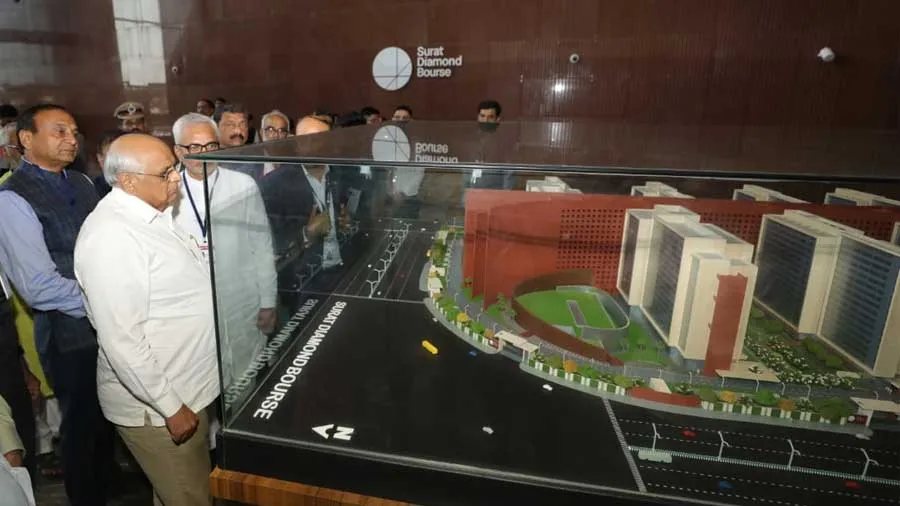 સુરતનું ડાયમંડ બુર્સ વિશ્વનુ સૌથી વિશાળ કોર્પોરેટ ઓફિસ હબ બનશે:CM ભૂપેન્દ્ર પટેલ