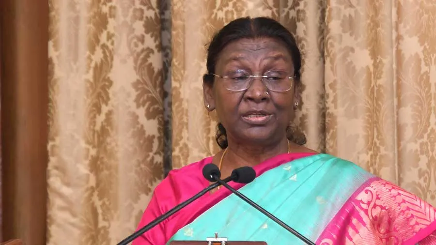 સામાન્ય લોકોની ફરિયાદોનો ત્વરિત જવાબ આપવો તે સનદી અધિકારીઓની ફરજ છેઃ રાષ્ટ્રપતિ