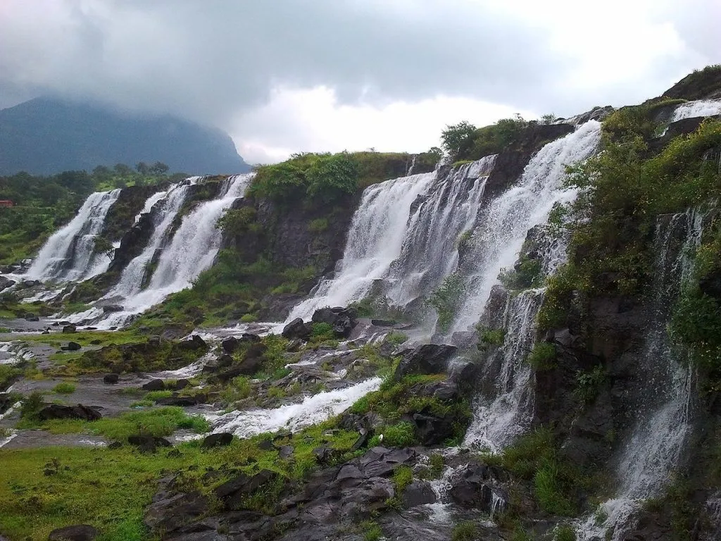 A weekend getaway to Bhandardara - Savaari Blog