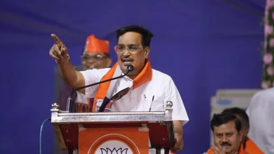 1712742127C-R-PATIL