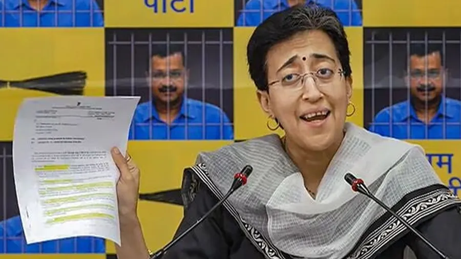 ચૂંટણી પંચે AAPના કેમ્પેઇન સોંગ પર પ્રતિબંધ મુકી દીધો તો આતિશી ભડકી ગયા