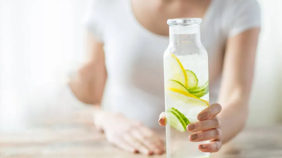 કાળઝાળ ગરમીમાં મજા લો આ ડિટોક્સ વોટરની, તમને રાખશે હંમેશાં હાઈડ્રેટ