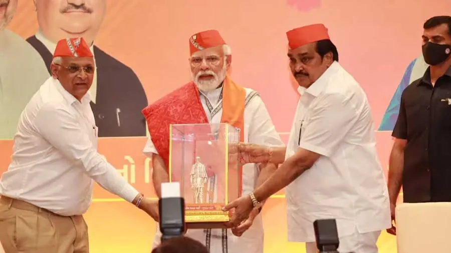 પોતાના ગૃહ રાજ્ય ગુજરાતમાં ક્લીન સ્વીપની હેટ્રીક માટે PM મોદીની 6 સભા