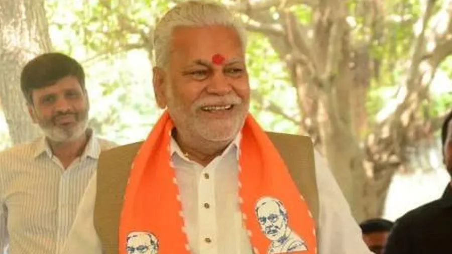 ક્ષત્રિય સમાજનો વિરોધ છતા ભાજપે રૂપાલાને કેમ ન હટાવ્યા?