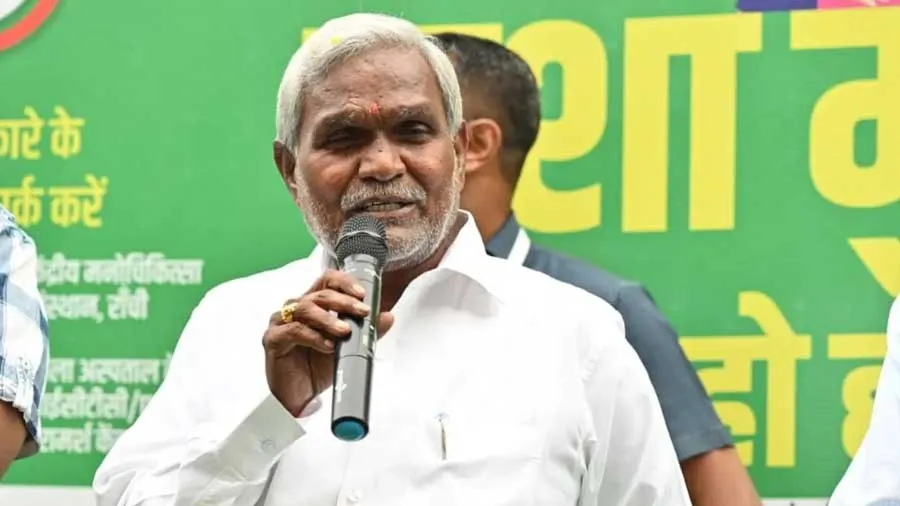 ચંપાઈ સોરેનનો ખુલ્લો બળવો, બોલ્યા- CM પદ પરથી હટાવીને મારું અપમાન કર્યુ હવે...