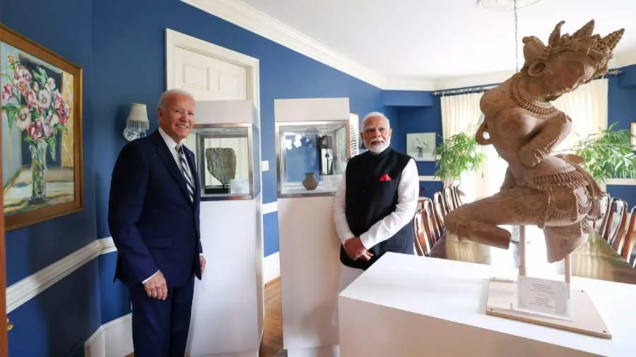 ભારતની પોતાની 297 એન્ટિક વસ્તુઓ અમેરિકાએ પાછી આપી