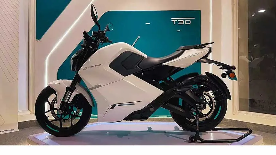 એક ચાર્જમાં 200Km રેન્જ, 20 મિનિટમાં ચાર્જ! 8 વર્ષની વોરંટી અને કિંમત...