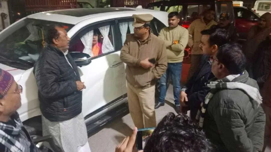 મંત્રીએ પોલીસ અધિકારીને 6 વખત ફોન કર્યો, ઉપાડ્યો નહીં, પહોંચી ગયા સ્ટેશન પર...