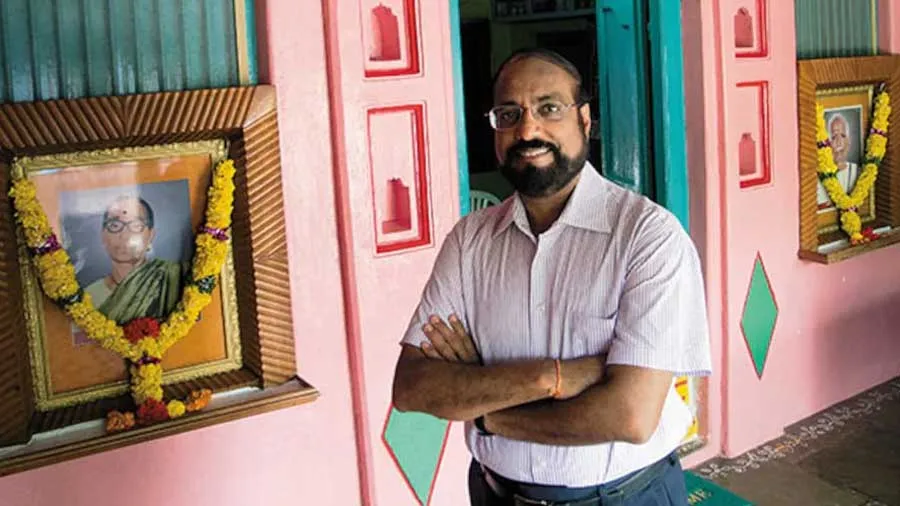 12મા ધોરણમાં 2 વખત ફેઇલ, 500 રૂપિયા લઇને US ગયા આજે 1 લાખ કરોડની કંપની