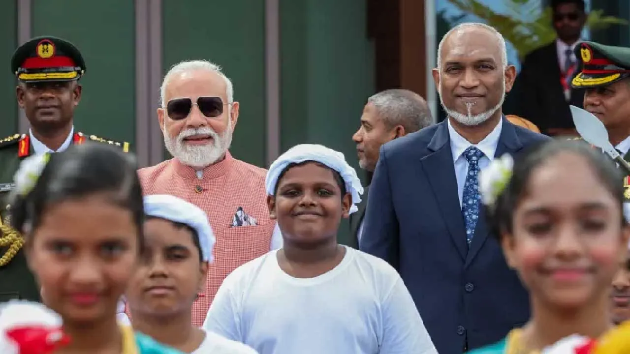 PM મોદીએ માલદીવ્સને 4850 કરોડ રૂપિયાની લોન કેમ આપી?