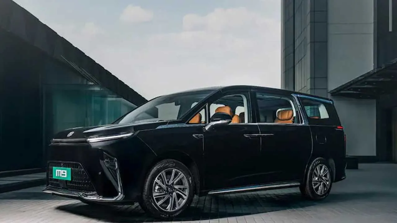 MG M9 Electric MPV