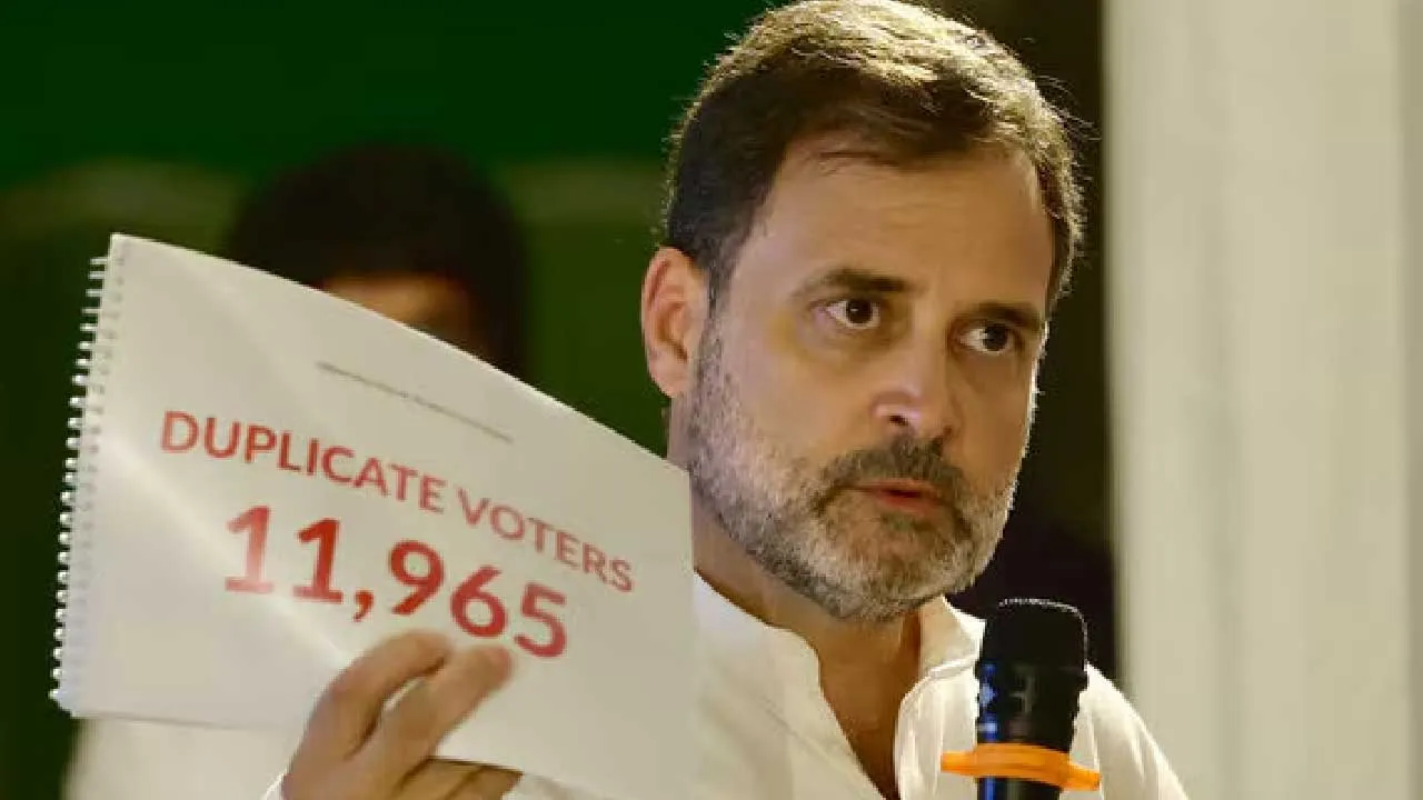 રાહુલ ગાંધી ચૂંટણી પંચને શપથ પત્ર આપવાની કેમ ના પાડે છે?