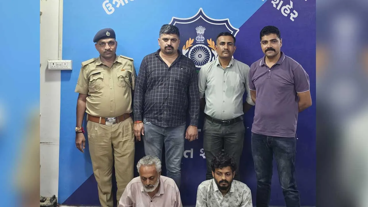 સગી બેનને પણ નથી છોડતા, ભાઈએ દીકરા સાથે મળી બહેન પાસેથી 16 લાખ પડાવ્યા કારણ તો એવું આપતો કે...