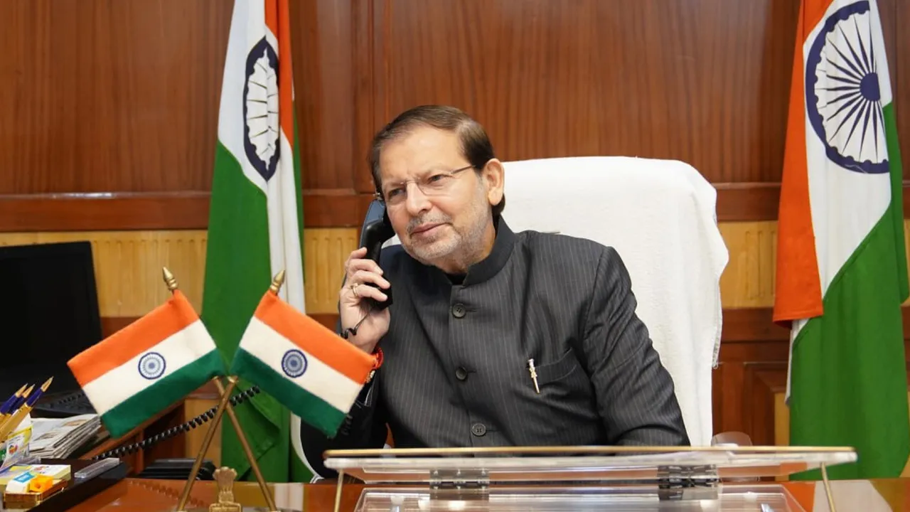 લાઇનમેને વીજળી કાપીને માગ્યા 2000, બોલ્યો- જ્યારે આપશો ત્યારે જોડી દઇશું