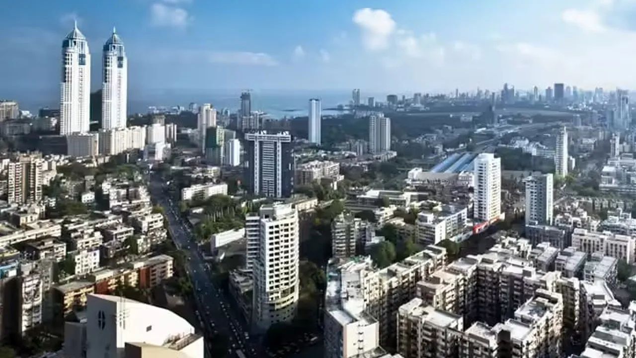 દિલ્હી અને મુંબઈને પાછળ છોડી બેંગલુરુ બની રહ્યું છે ભારતનું સૌથી આકર્ષિત રોકાણનું કેન્દ્ર! જાણો તેનું કારણ શું છે?