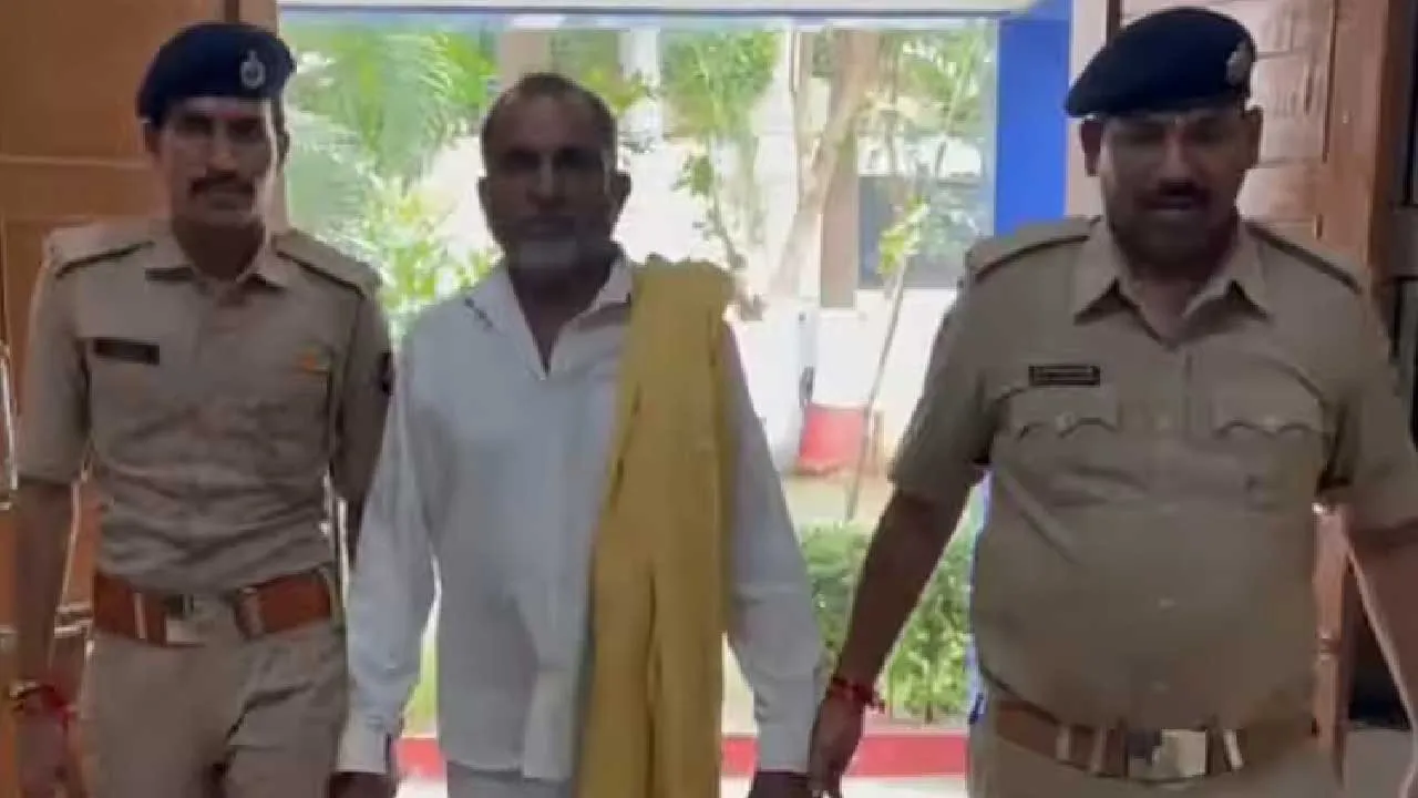 સુરતની પરિણીત મહિલાને ફસાવનાર બોટાદનો ભુવો પાંજરે પુરાયો, પહેલીવાર ગુનો નોંધાયો