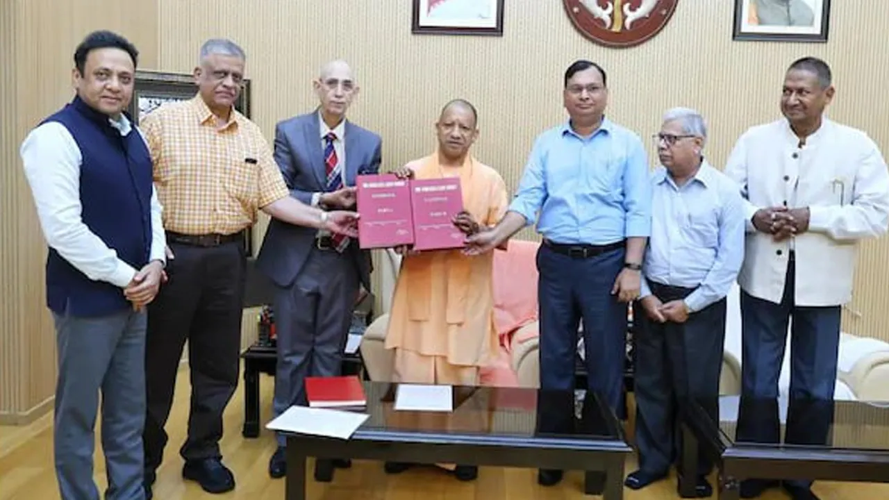 સંભલની ડેમોગ્રાફી પર ચોંકાવનારો રિપોર્ટ, માત્ર 15 ટકા જ હિન્દુ બચ્યા છે