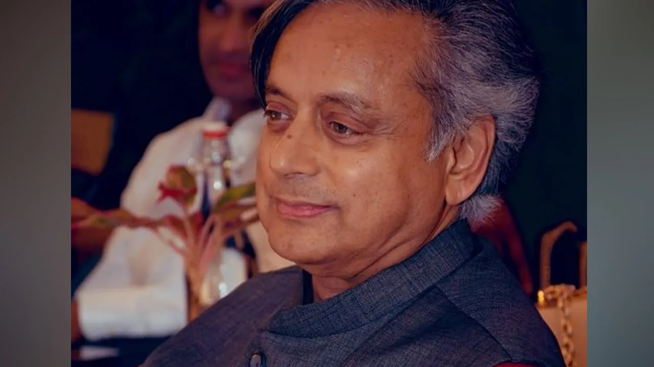 tharoor1 