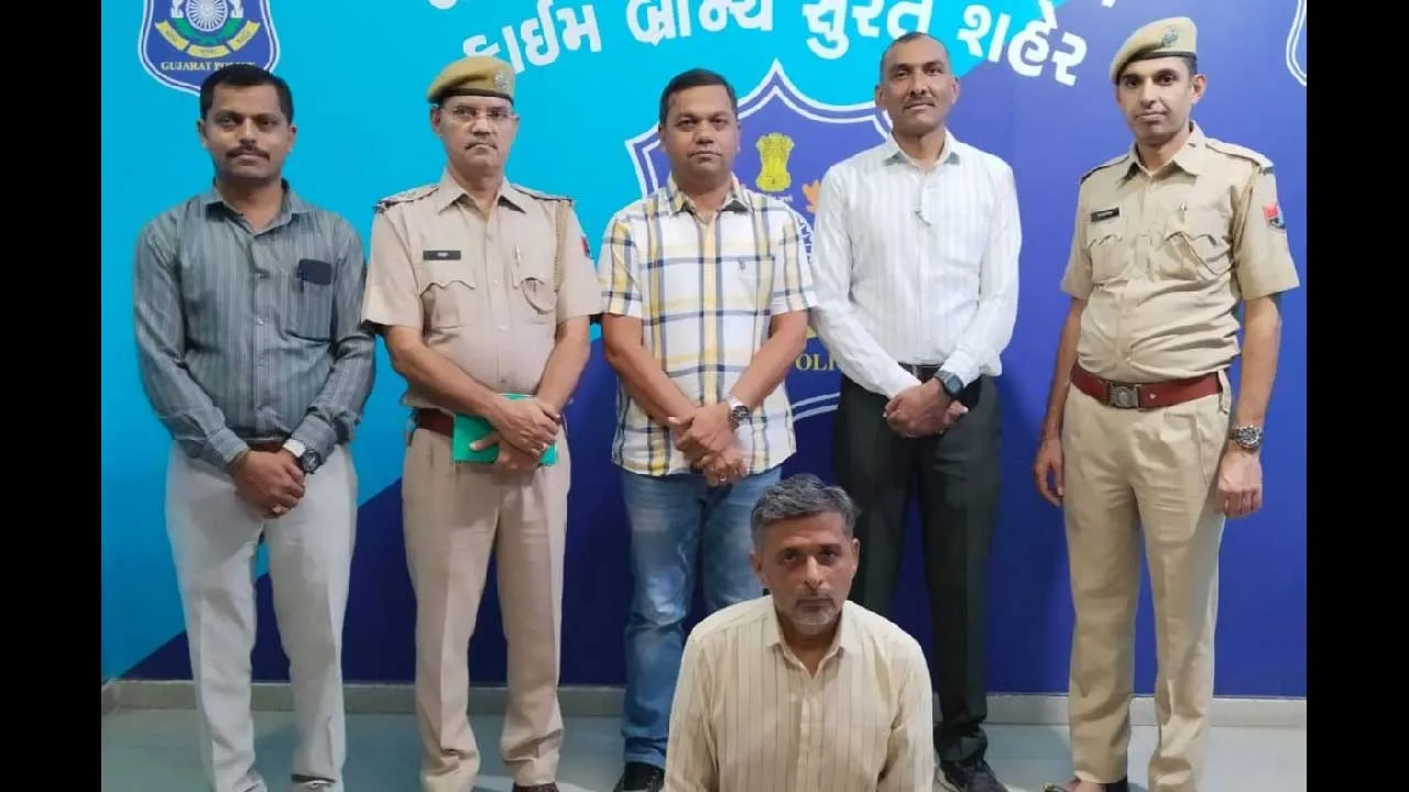 ડિજિટલ અરેસ્ટ: મહિલા પ્રોફેસરના 7.5 લાખ પડાવનાર સુરતનો સ્ટોક બ્રોકર પકડાયો