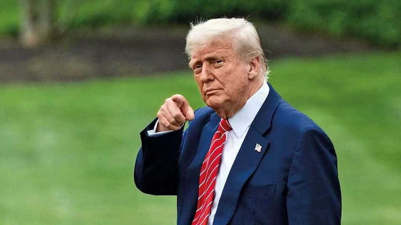 ‘તમે કોઈ બીજી નોકરી શોધી લો..’, પુતિન-ભારતને લઈને પત્રકારે પૂછી લીધો તીખો સવાલ તો બોખલાયા ટ્રમ્પ