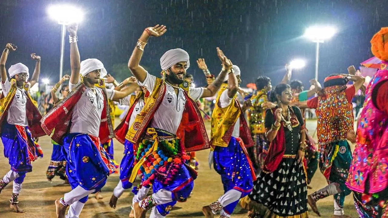 નવરાત્રિમાં ખેલૈયાઓની મજા બગડી શકે: સપ્ટેમ્બરમાં ભારે વરસાદની આગાહી